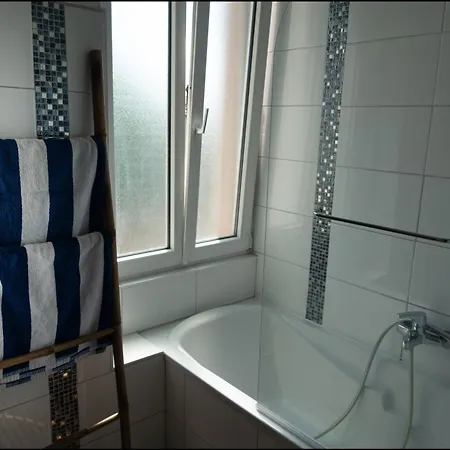 Au Kouglof Avec Netflix Apartman *